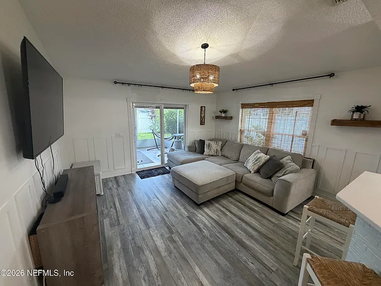 11058 Miata Ct — Photo 13