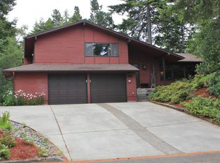 1350 Mulberry Ln, Florence, OR 97439