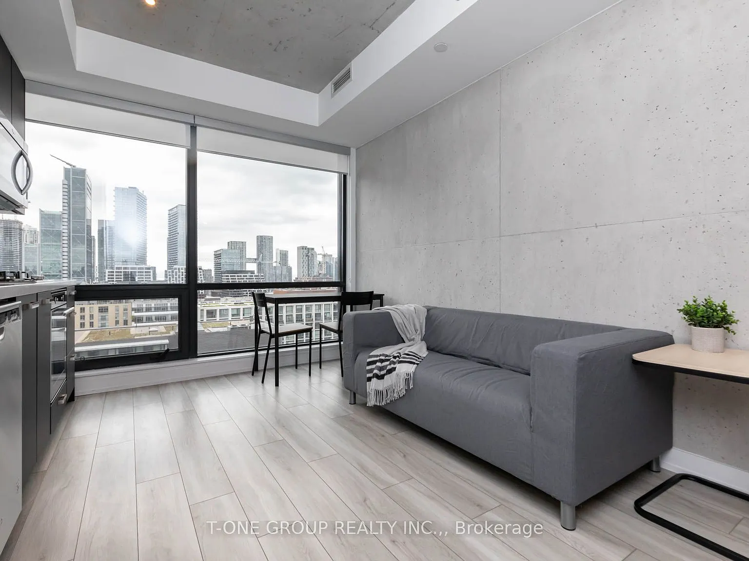 1 bed, $2,200 — Photo 3