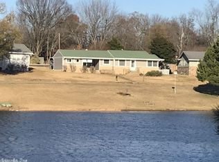 1009 Lakeside Dr, Mena, AR 71953