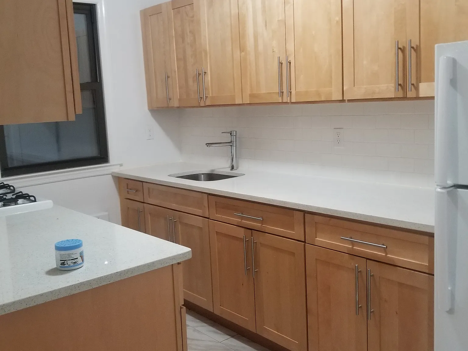 2 bed, $2,850 — Photo 2