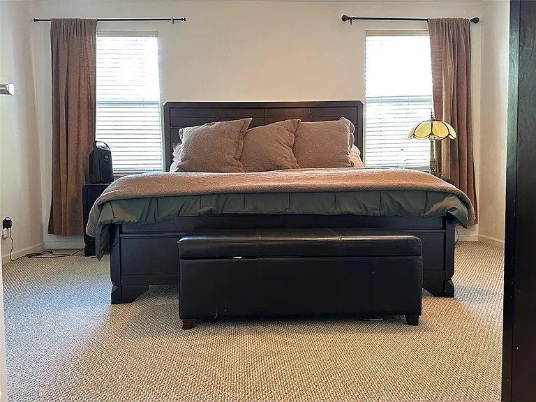 4460 Crystal Lake Dr — Photo 23