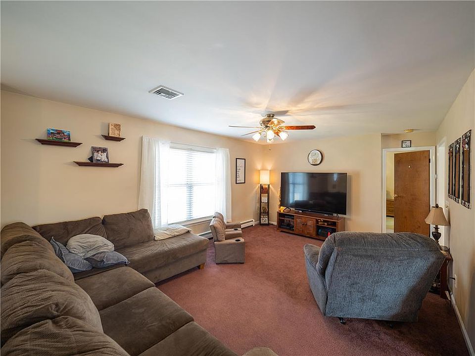7 Twin Oaks Rd, Hazle Township, PA 18202 Zillow