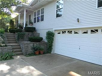 2nd image of 3056 Nettie Dr