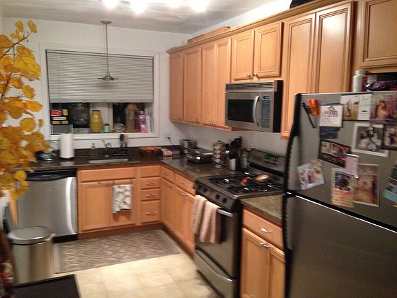 Update Kitchen - granite countertops and stainless steel app
