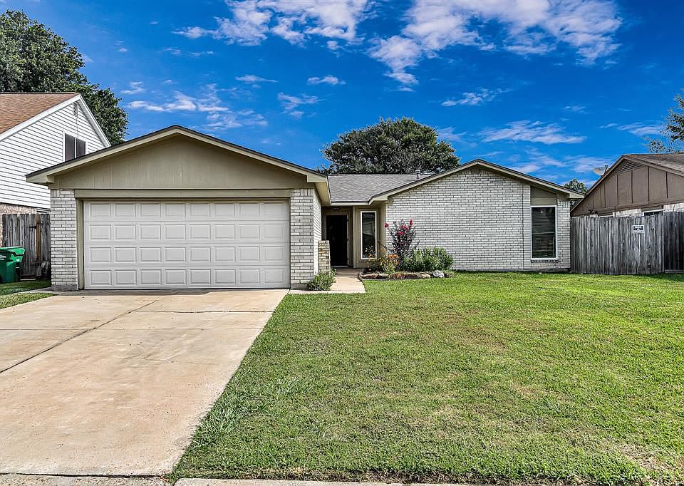 1st image of 22510 Red River Dr