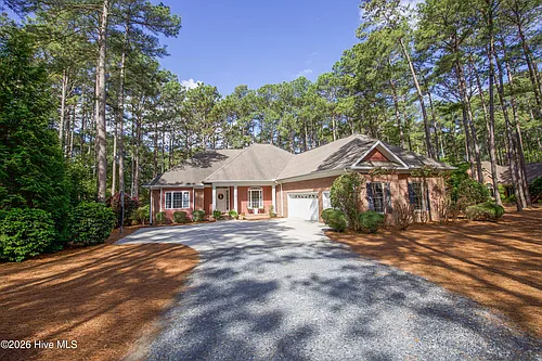 16 Montrose Ct Photo 1
