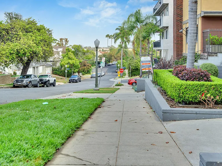 1835 Holmby Ave — Photo 5