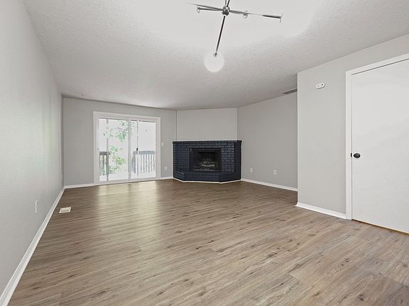 3rd image of 4921 SW 59th Ave APT 2