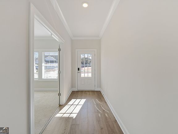 5th image of 1290 Whitman Cir