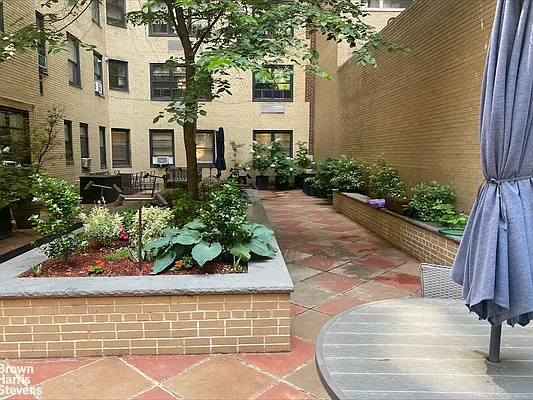 Sold by Brown Harris Stevens | media 27