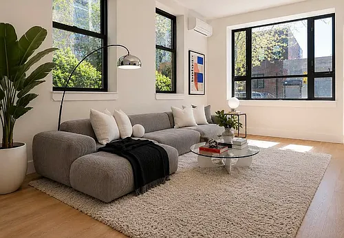 69 Ten Eyck St Photo 1