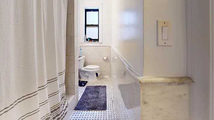 Rented by Bond New York | media 21