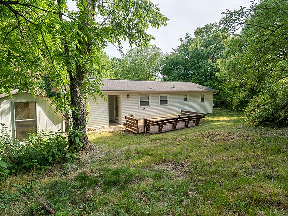 4th image of 3839 Reeds Chapel Rd