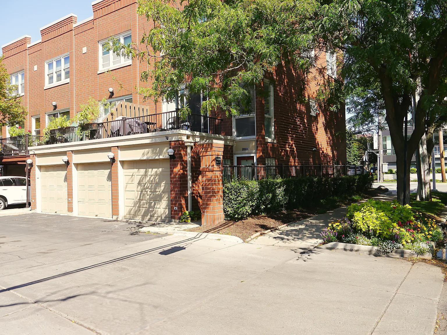 1 bed, 775 sqft, $3,100 — Photo 1