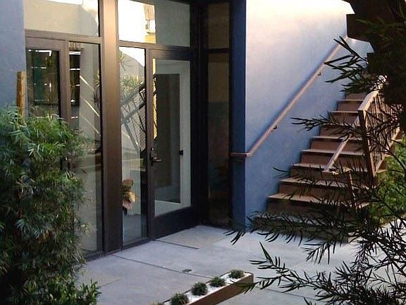 5th image of 830 25th St Ste 205