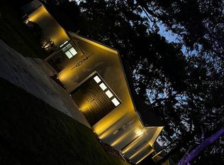 1701 W Barclay Rd, Tampa, FL 33612