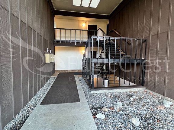 3rd image of 364 Catherine St APT F11