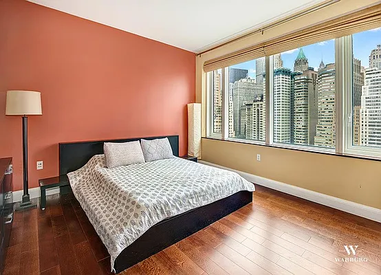 Rented by Warburg | media 25