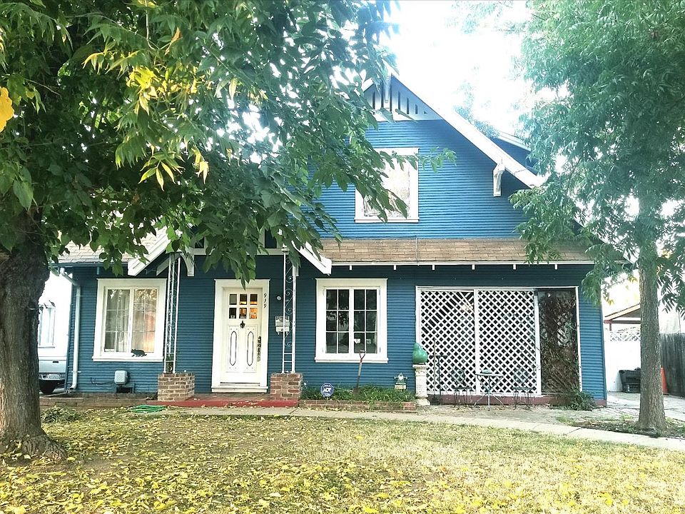 1st image of 919 W Acacia St