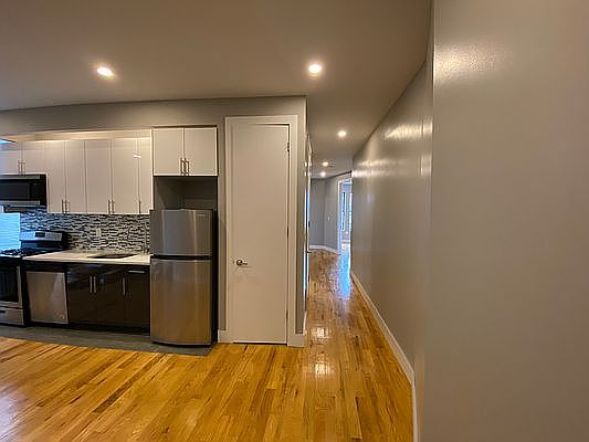 3rd image of 651 W 180th St #3