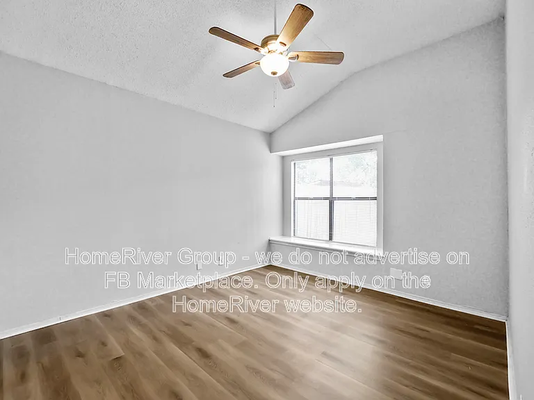 10215 Brad Fld — Photo 13