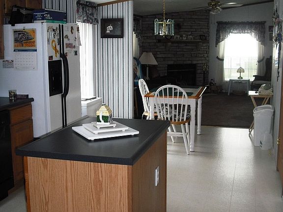 2nd image of 131 Mallard Dr