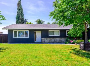 9042 El Oro Plaza Dr, Elk Grove, CA 95624