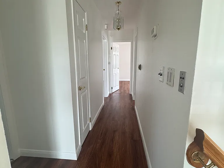 42 Amber St #2 — Photo 3