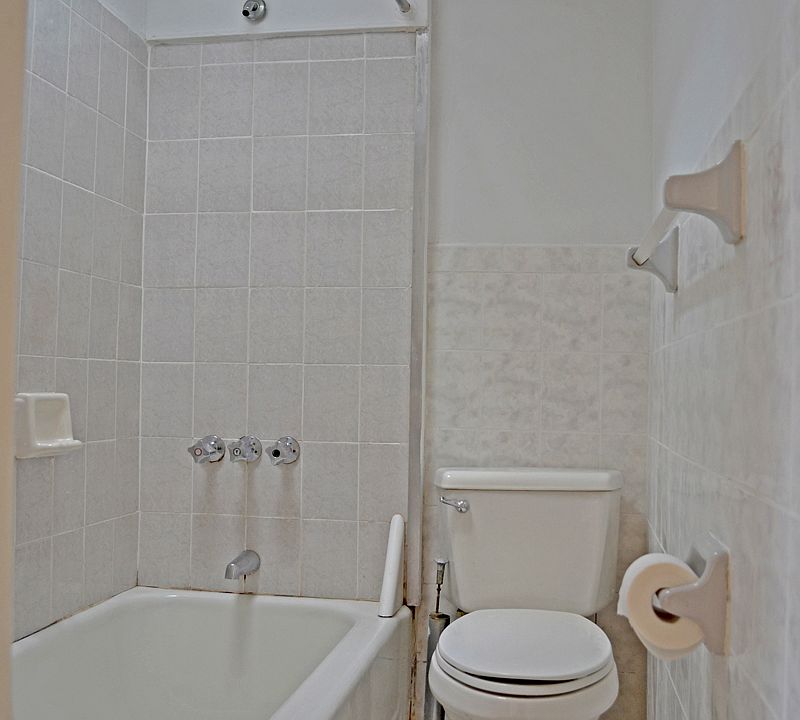 2nd image of 120 3rd Pl APT 3