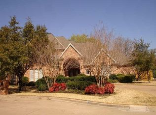102 Colonial Sq, Colleyville, TX 76034