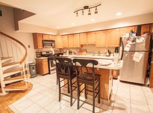 2 Webster Pl #5, Boston, MA 02113