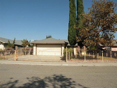 2nd image of 1345 Derrick Dr