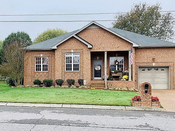 311 Wyoming Dr — Photo 1