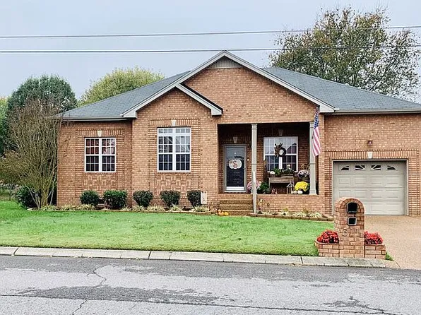 311 Wyoming Dr, White House, TN 37188