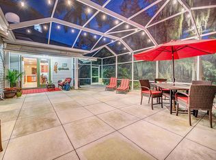 702 Bee Pond Rd, Palm Harbor, FL 34683