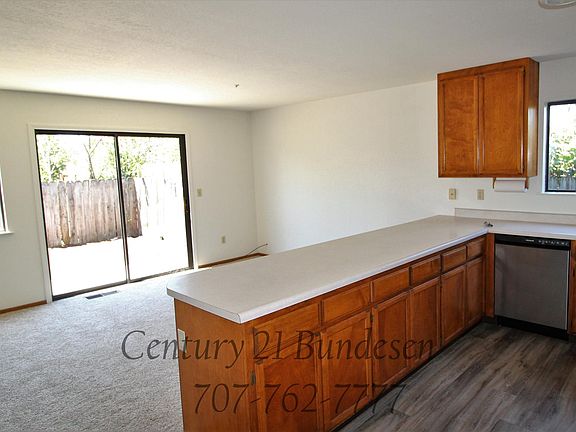 4th image of 334 Payran St #C
