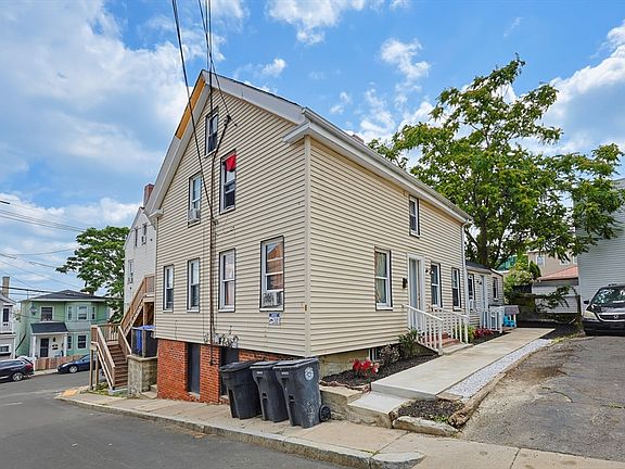 2nd image of 6 Eight Howell Ct