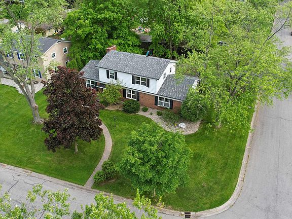 4th image of 3832 Dalewood Dr