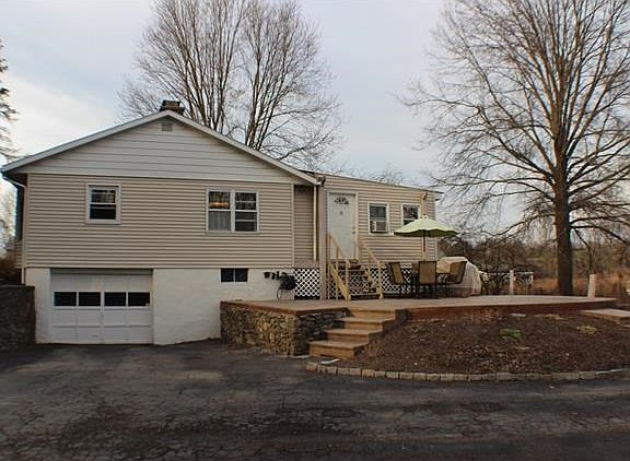 2nd image of 47 Buena Vista Ave