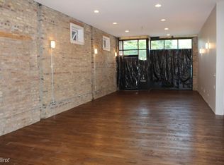 3330 W Irving Park Rd, Chicago, IL 60618