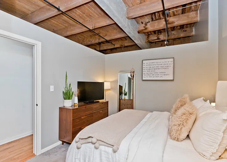 215 N Aberdeen St #403B — Photo 10
