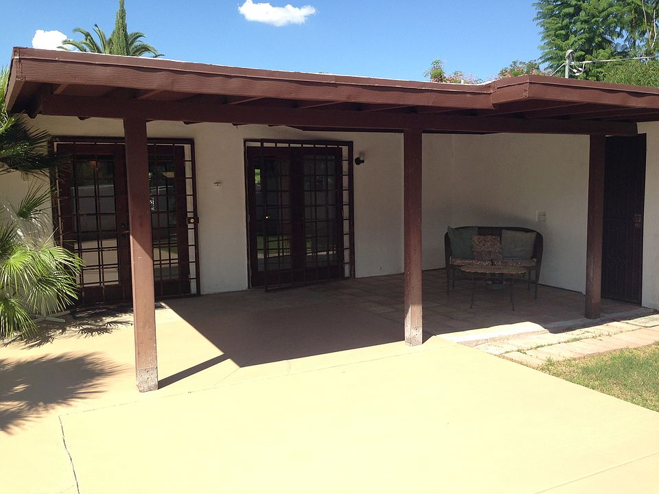 Great covered patio