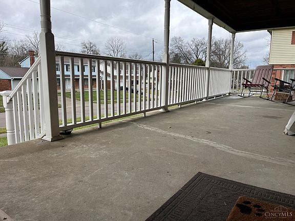 4th image of 9136 Yellowwood Dr