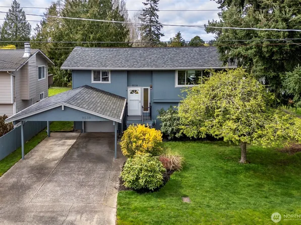 9539 Palatine Avenue N, Seattle, WA 98103