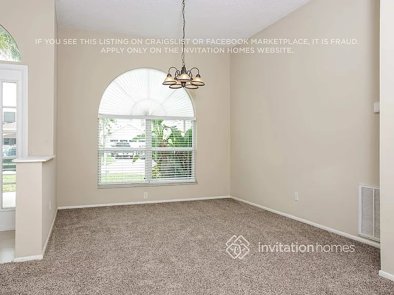 4841 14th Ave E — Photo 3