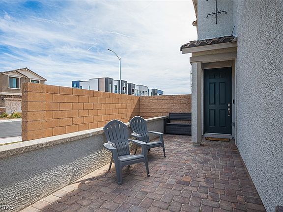 2nd image of 1905 Rini Ridge Ave