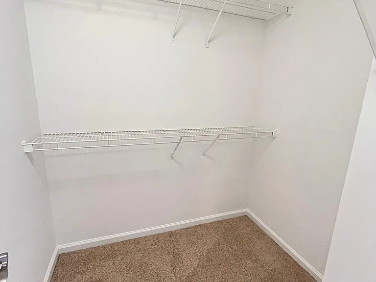 Wesley St. Claire Apartments at Lawrenceville — Photo 177