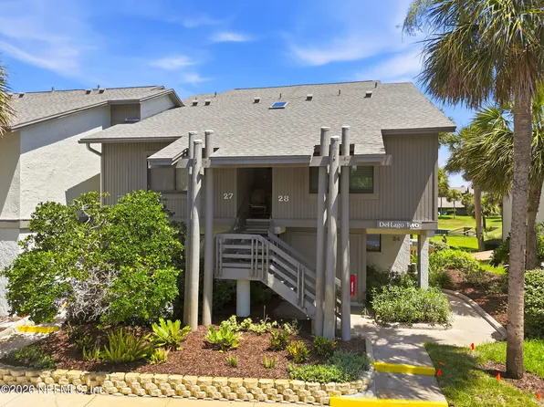 27 VILLAGE DEL LAGO Circle, St. Augustine, FL 32080