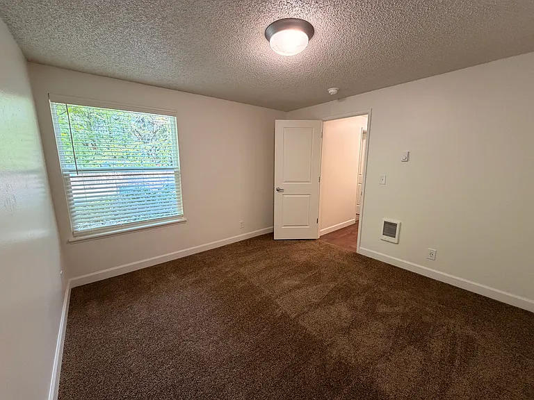 Meridian Village — Photo 38